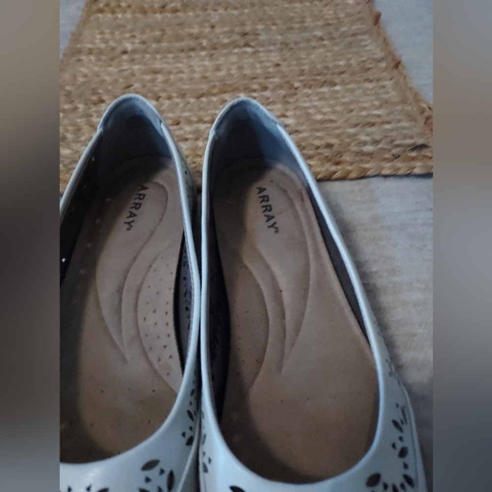 Array Shoes - image 2